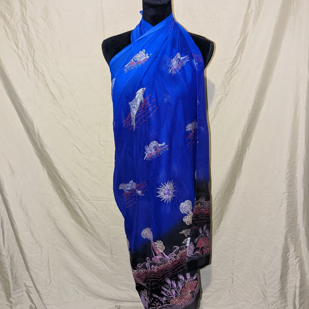 Beach scarf with silver embroidery